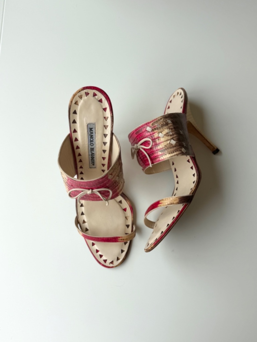 Vintage Manolo Blahnik pink croc leather slide sandals, IT 40 - Picture 2 of 9